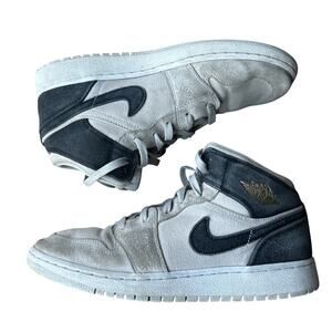 Jordan 1 Retro Mid Light Bone - 554725-023 Women’s 8.5 Youth 7
